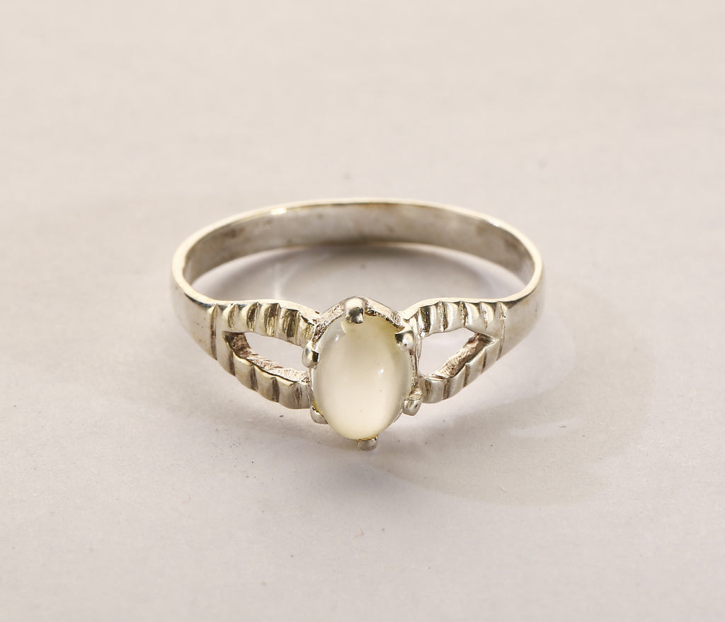 New Designed 925 Sterling Silver Rainbow Moonstone Ring Handmade Jewelry at  Rs 395.14/piece | 925 Sterling Silver Earring in Jaipur | ID: 15096911248