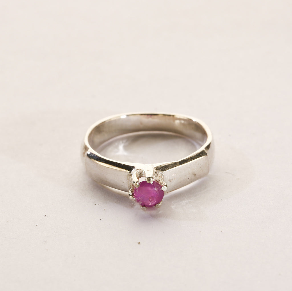 Custom Ruby Center Stone Ring | Da Vinci Fine Jewelry, Inc.
